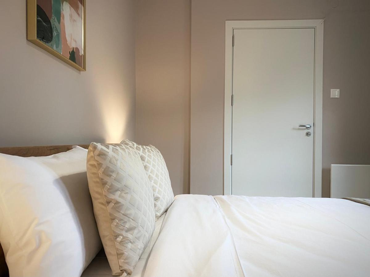 Top Centre Sofia Apartment For 6 Guests Экстерьер фото