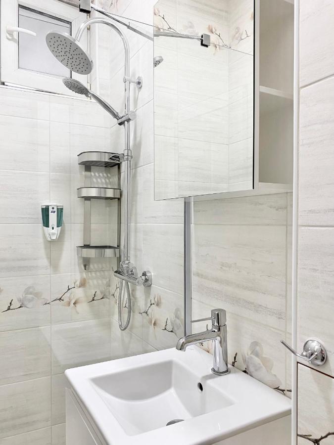 Top Centre Sofia Apartment For 6 Guests Экстерьер фото